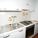Cercena Канацеї